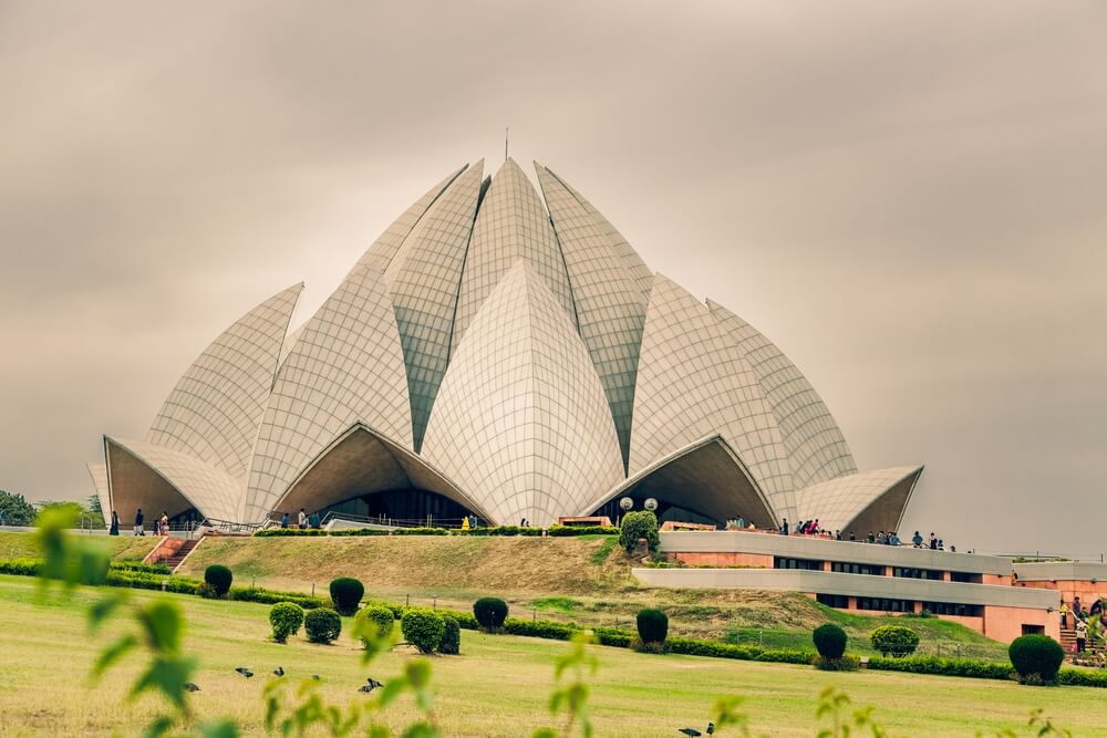 beautiful-shot-lotus-temple-delhi-india-cloudy-sky(1)(1)