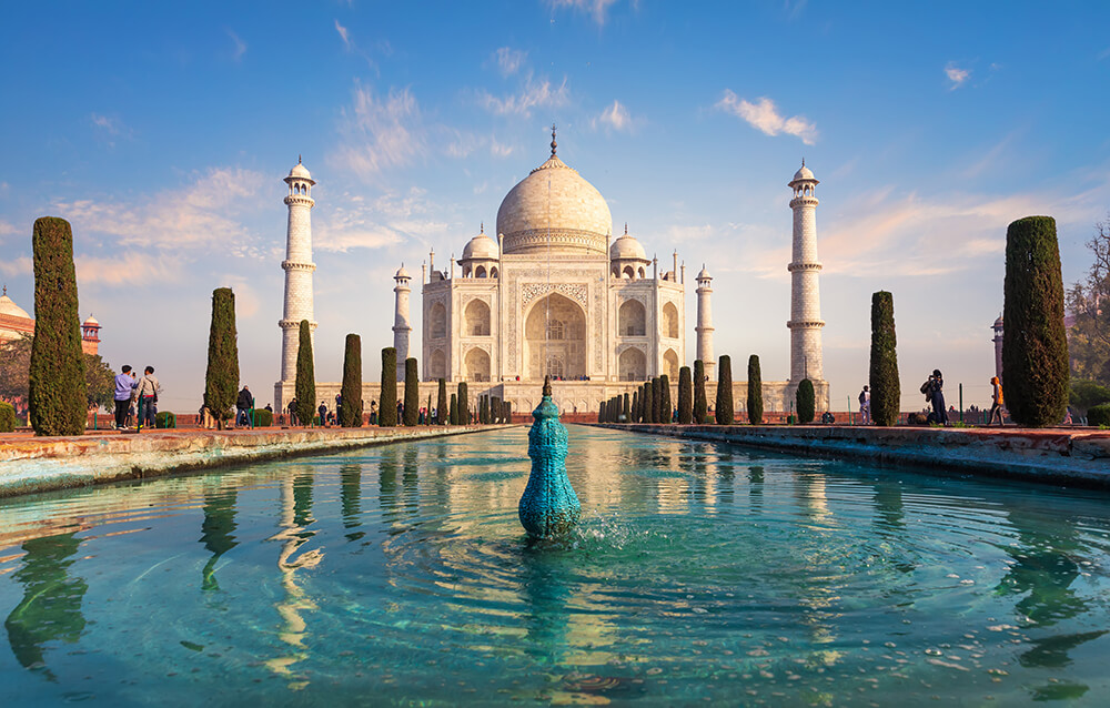 taj-mahal-monument-beautiful-day-view-india